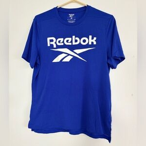 ✨ Reebok Royal Blue Classic Logo T-Shirt - Medium 💙